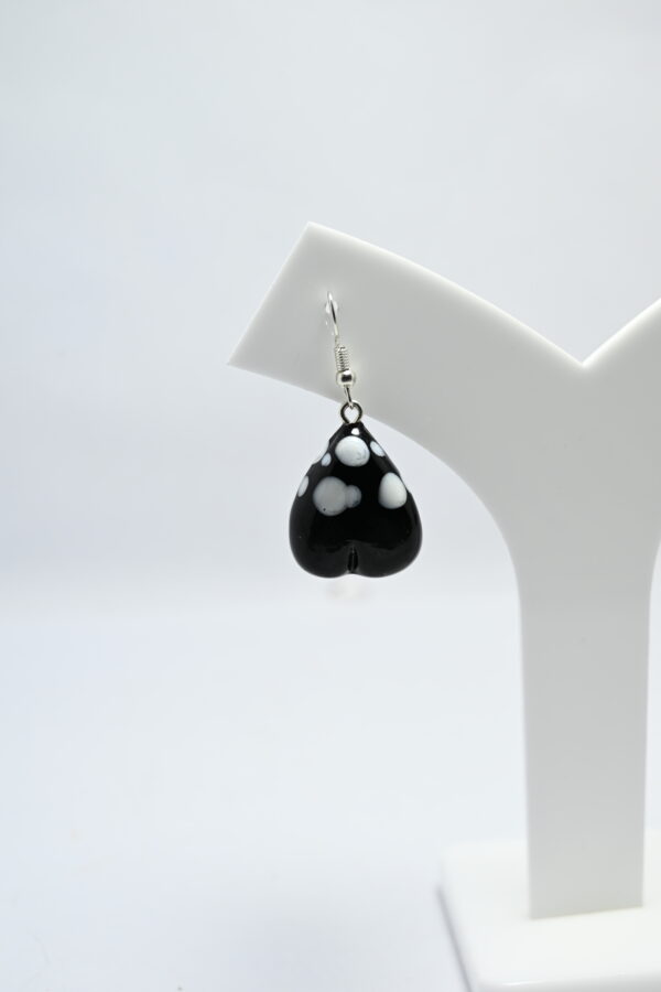 handmade lampwork glass beaded drop earrings black - Heart Shape - Image 3