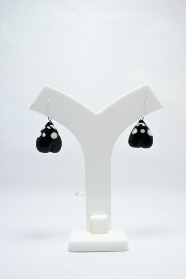 handmade lampwork glass beaded drop earrings black - Heart Shape - Image 4