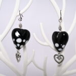 Handmade Lampwork Glass Beads Earrings Black (Heart-Shape 01)